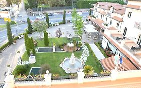 Fashion Hotel